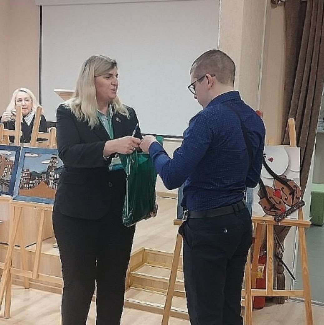 О налоговых льготах и самозанятости для людей с инвалидностью рассказали на диалоговой площадке в Жлобине