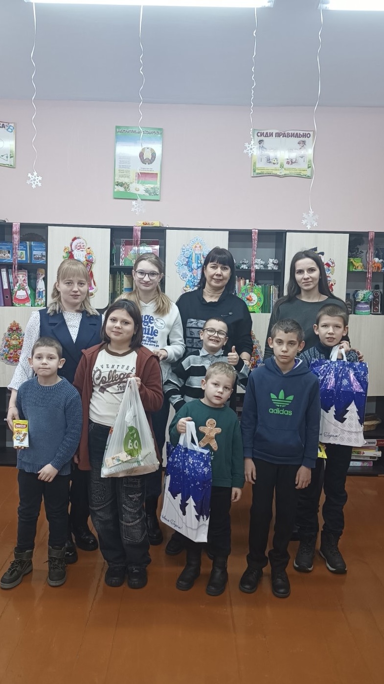 Коллектив ИМНС по Калинковичскому району присоединился к акции «Наши дети» 