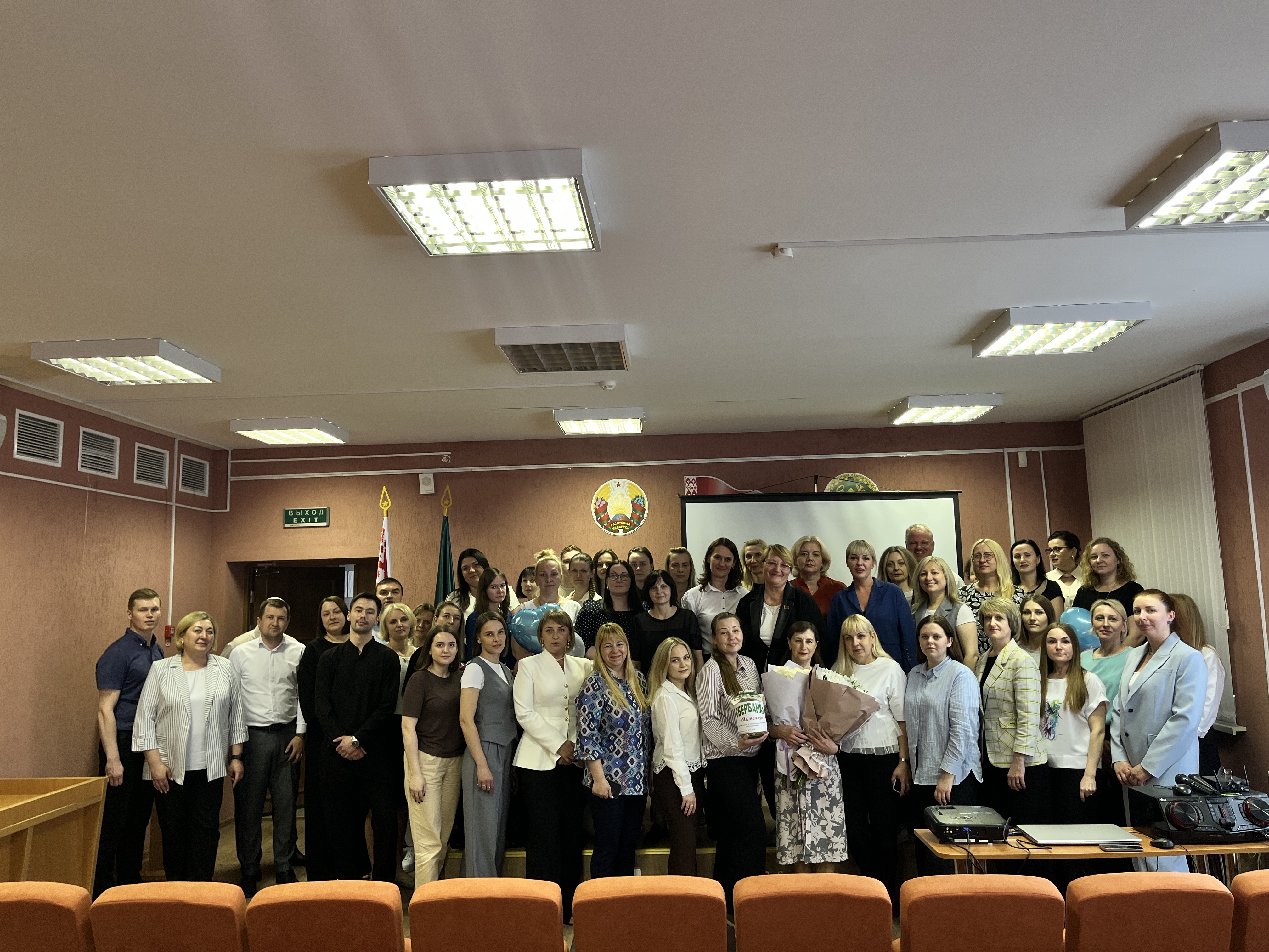 Каля 40 гадоў на варце закона: у ІМНС па Цэнтральным раёне г. Гомеля правялі на заслужаны адпачынак Еву Аўрамаўну Зубрэй