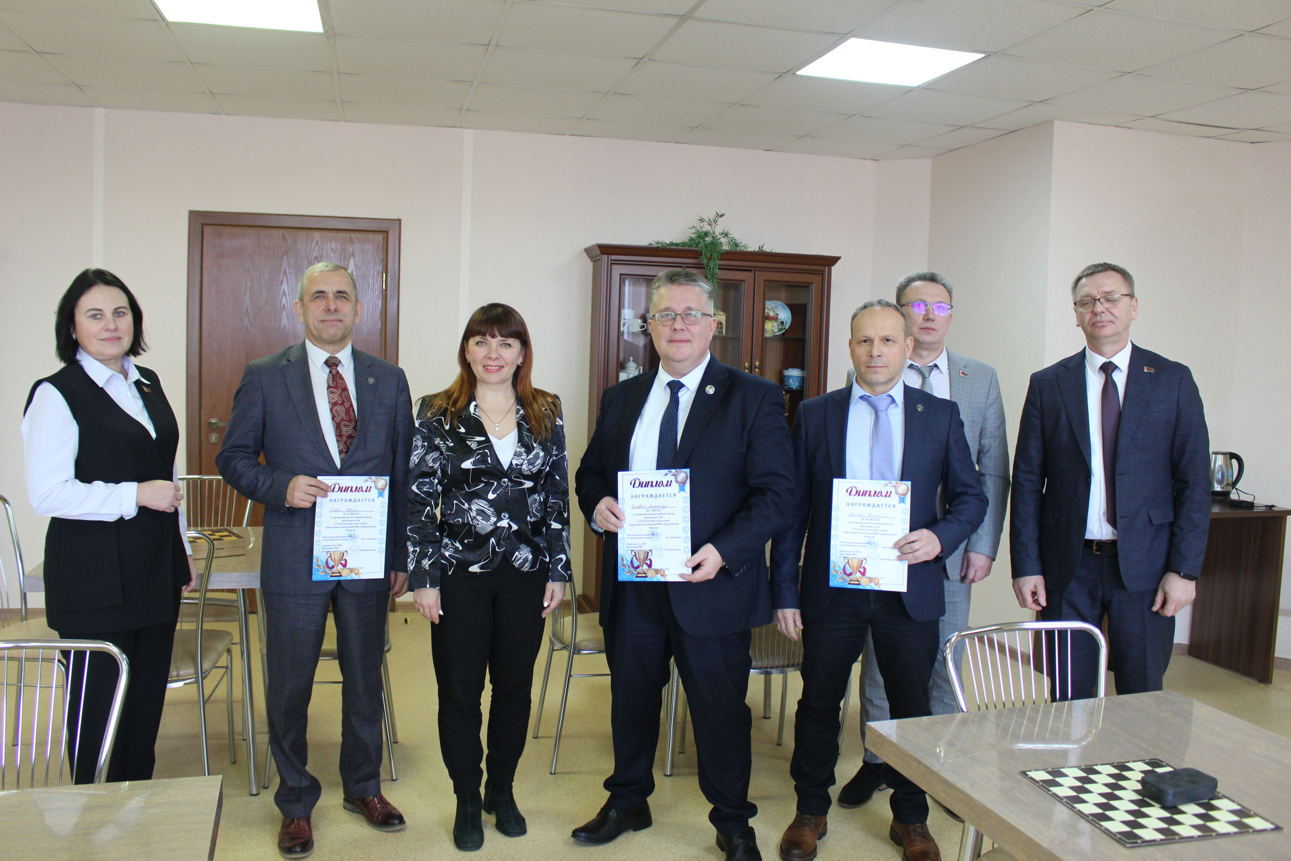 В инспекции МНС по Гродненской области проведены соревнования по шашкам среди руководителей команд