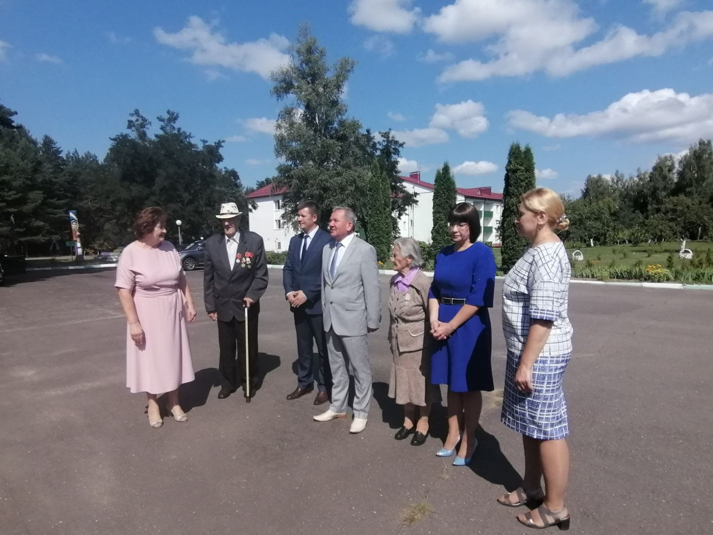 Состоялась встреча председателя отраслевого профсоюза с ветеранами и профсоюзным активом Минской области