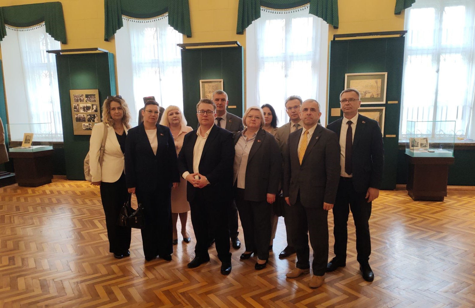 Выставка «Долгие дороги войны»