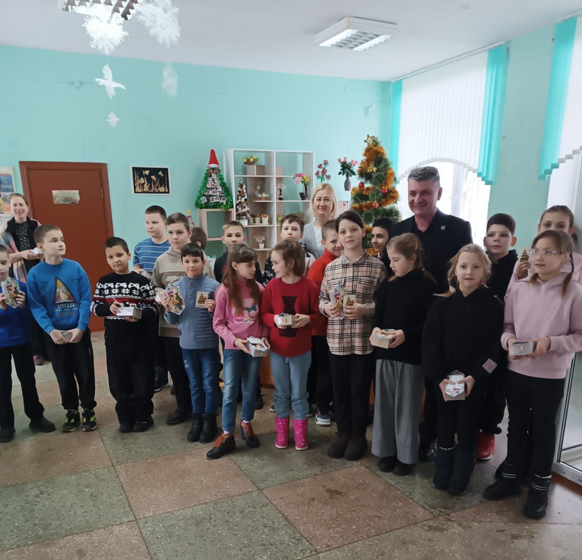 Поздравление для воспитанников ГУО «Молчадская санаторная школа-интернат»