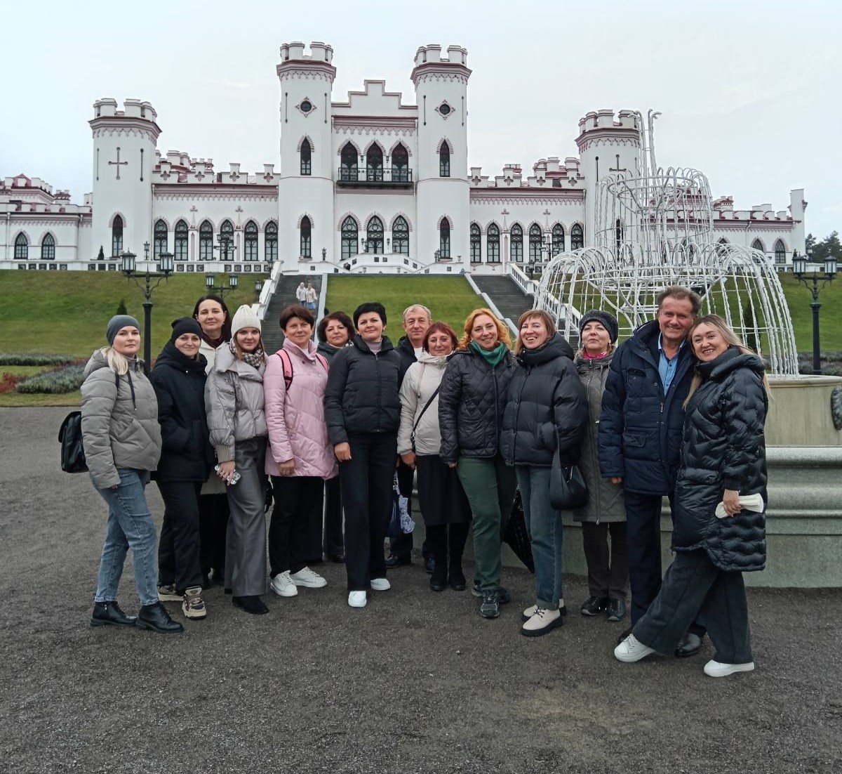 Экскурсия в Жировичский мужской монастырь и Дворец Пусловских