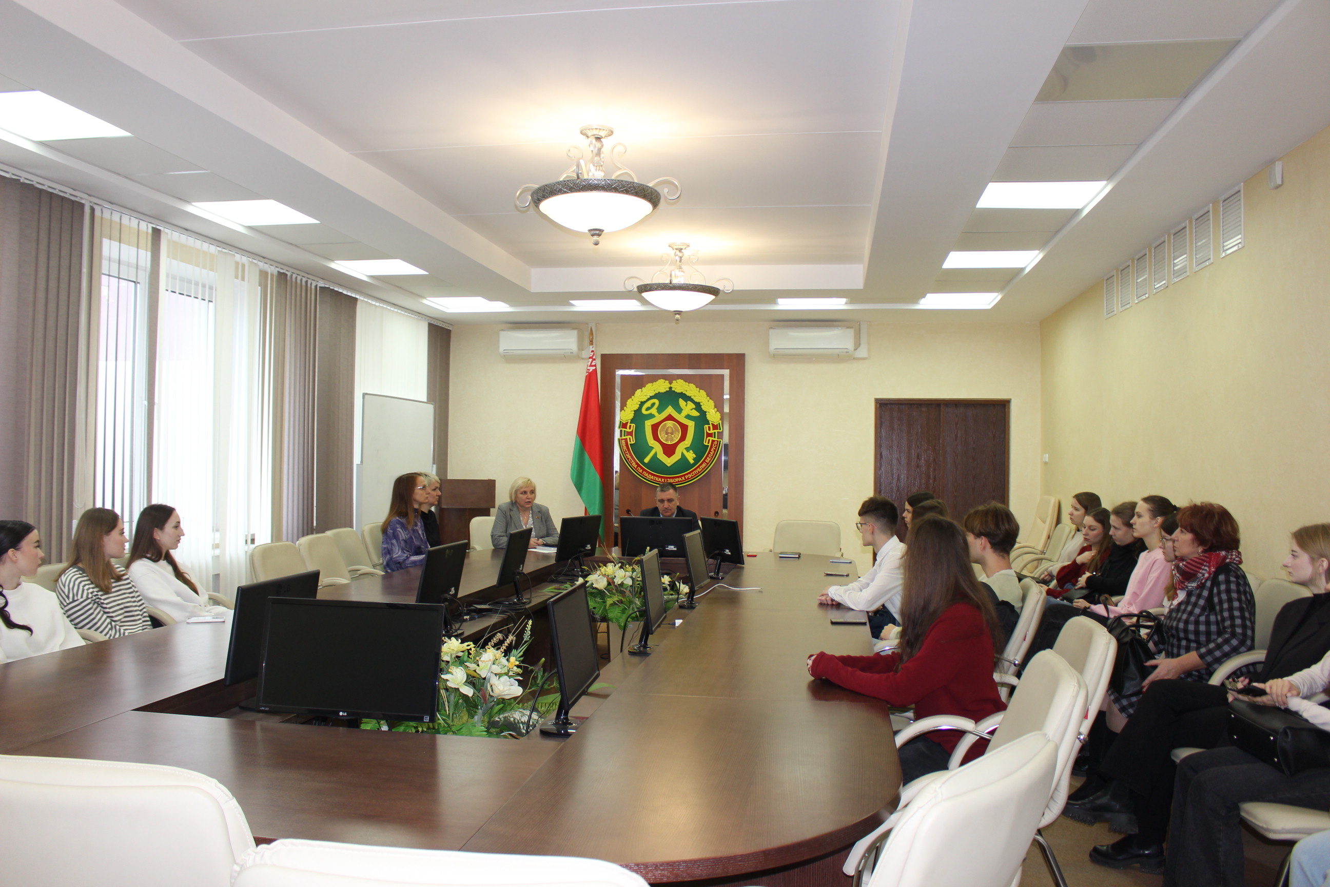 Встреча со студентами  состоялась в инспекции МНС по Гродненской области