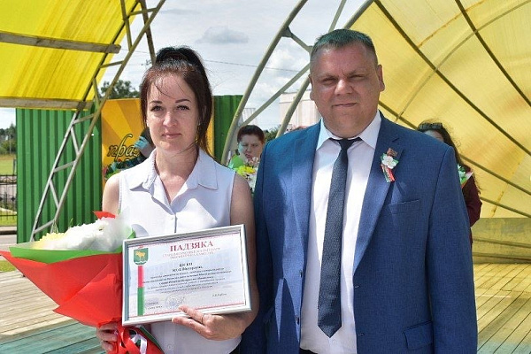 Работники структурного подразделения в Россонах ИМНС по г. Новополоцку удостоены награды